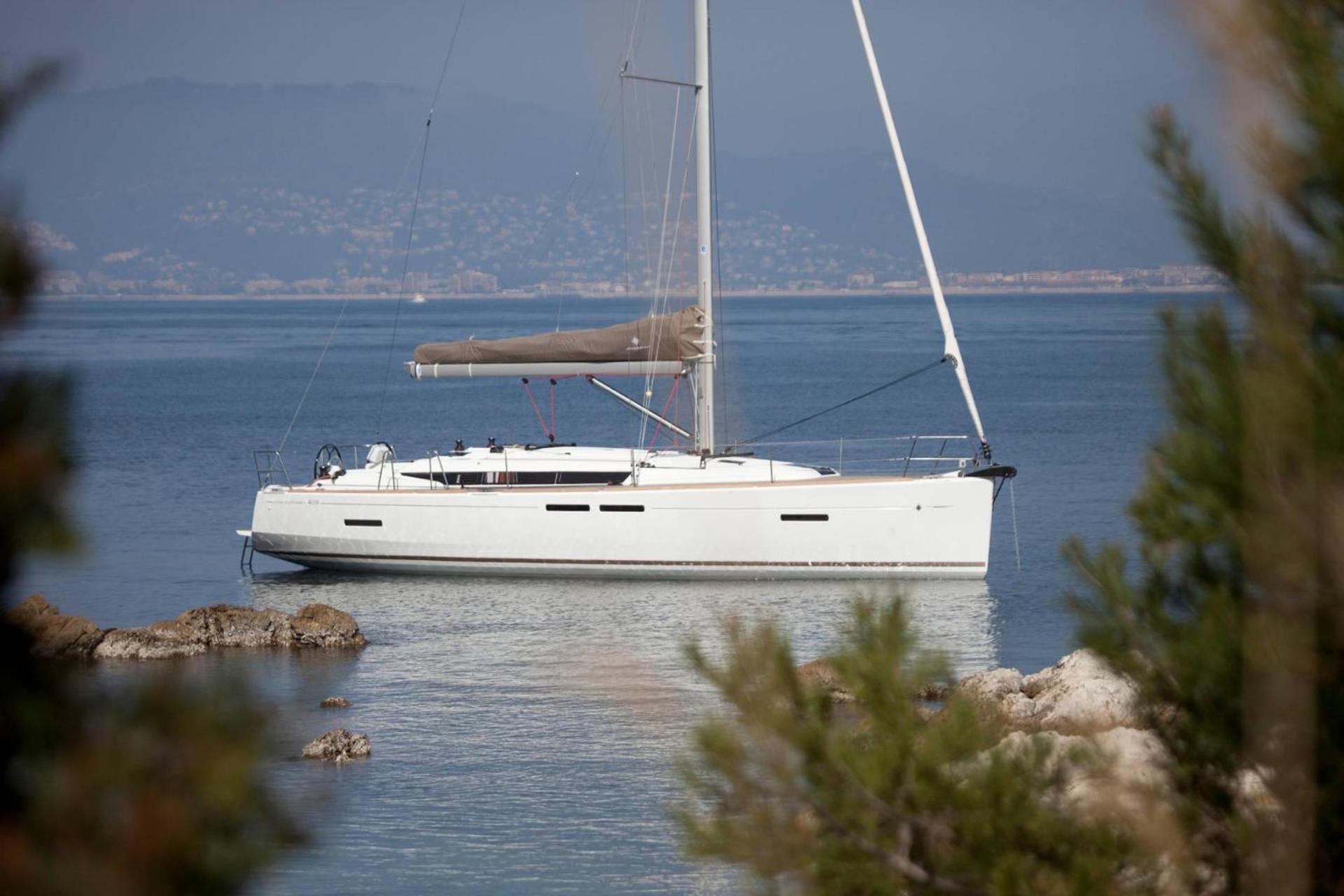 Hotel Sleep Aboard A Modern Sailboat In Oeiras Exteriér fotografie
