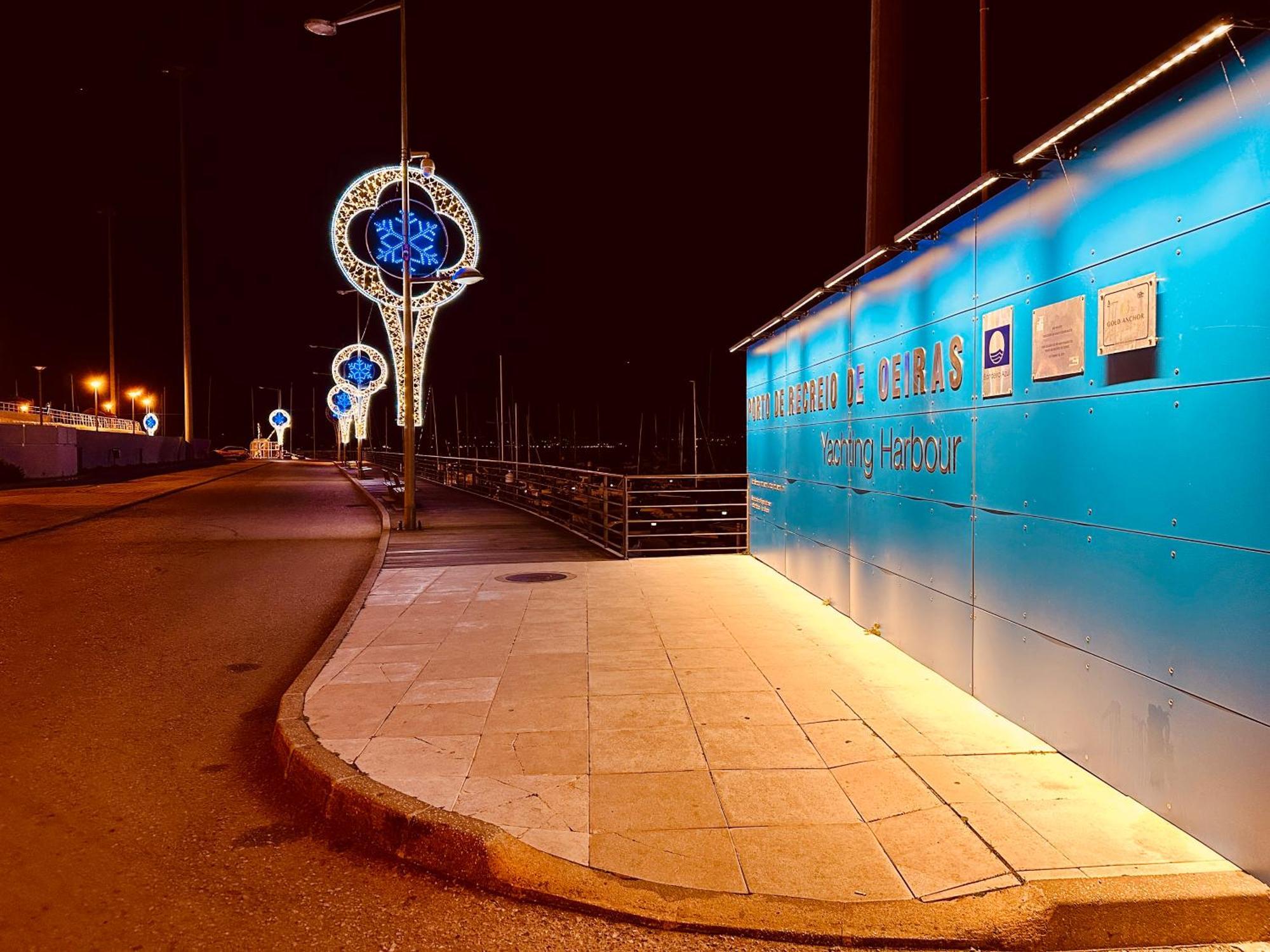 Hotel Sleep Aboard A Modern Sailboat In Oeiras Exteriér fotografie